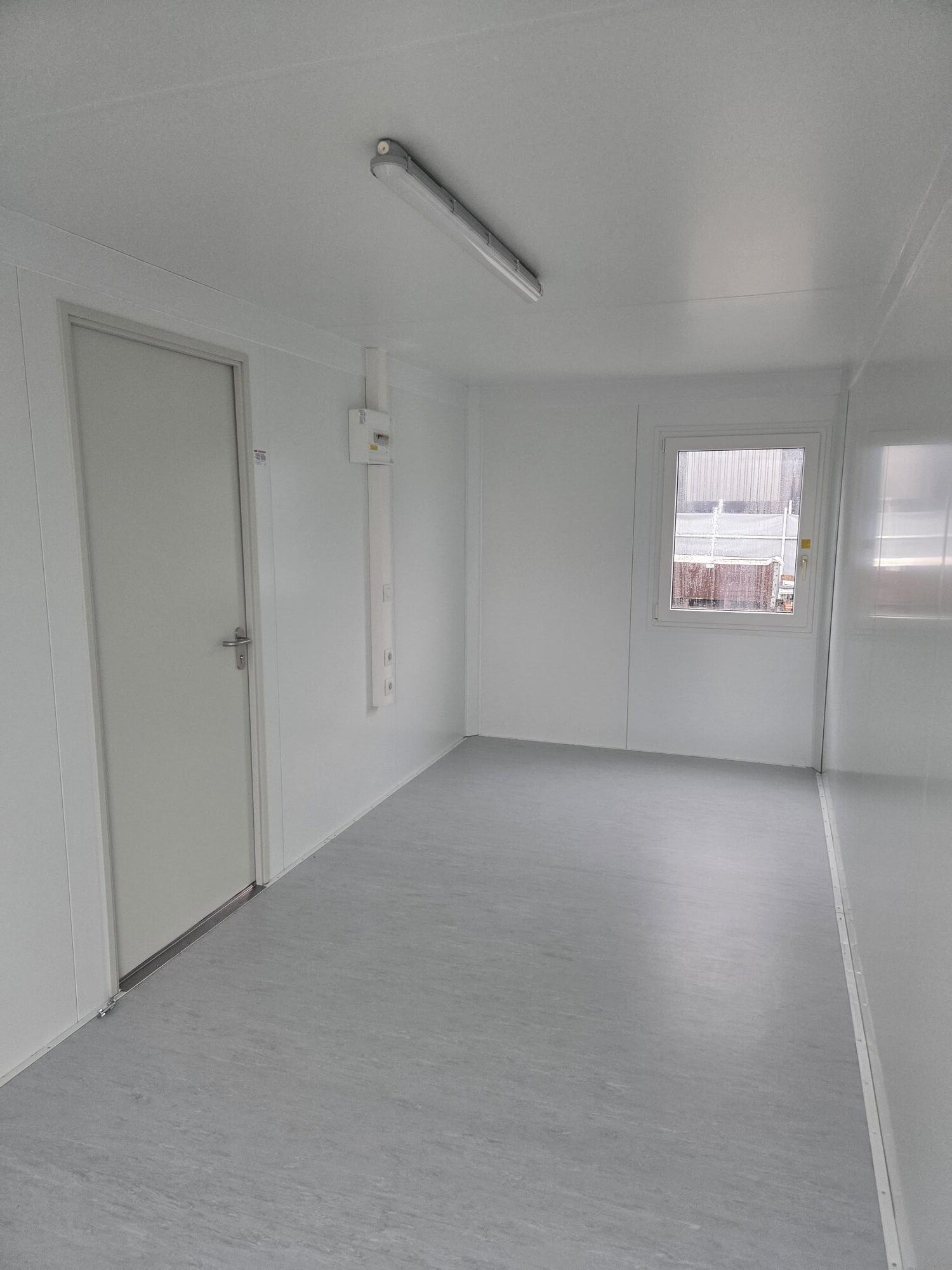 Containex BASIC soojak + panoraam aken 2,4x6m