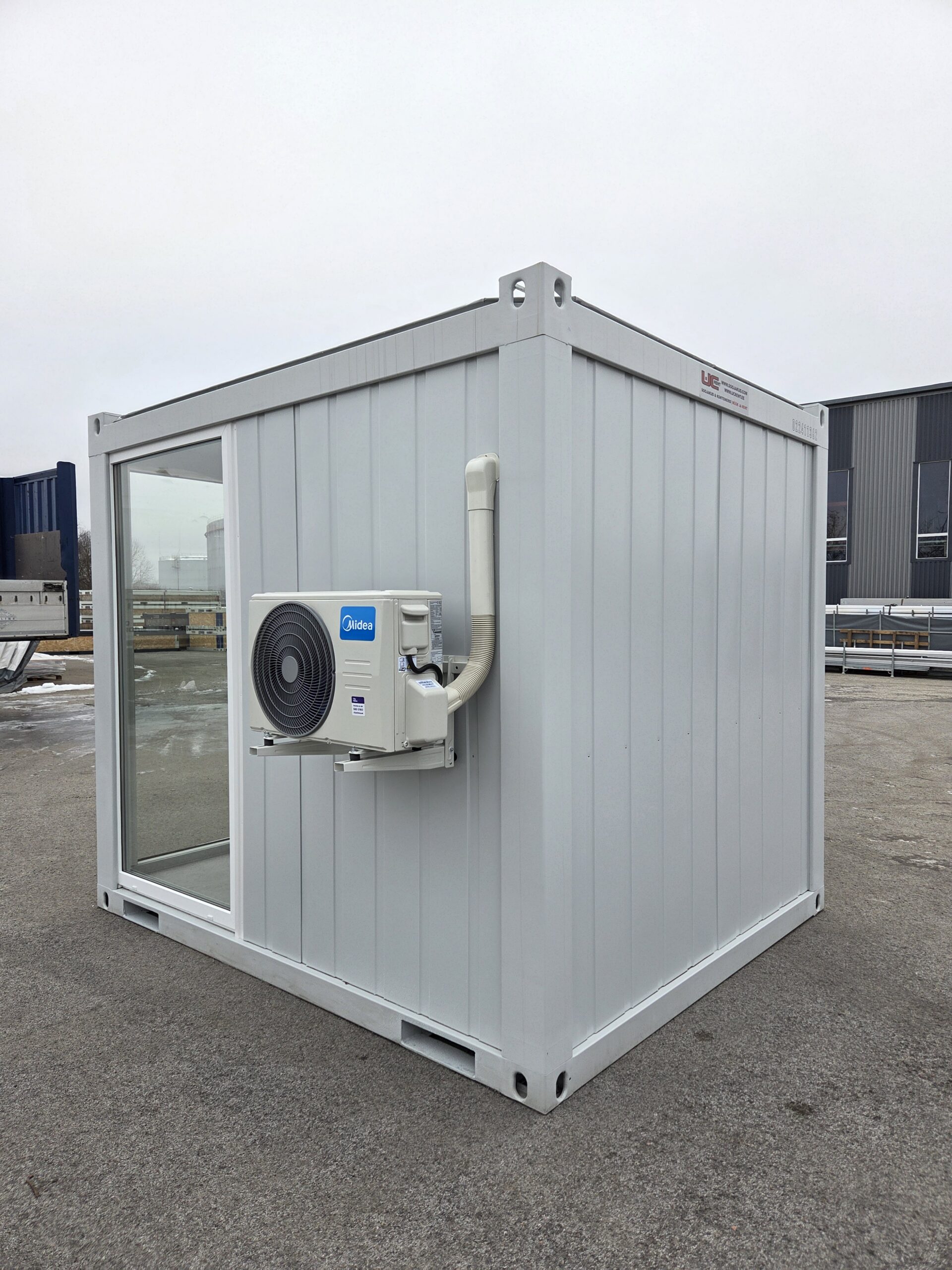 Containex standard soojak 3x panoraam aknad 2.4 x 3m + õhksoojuspump