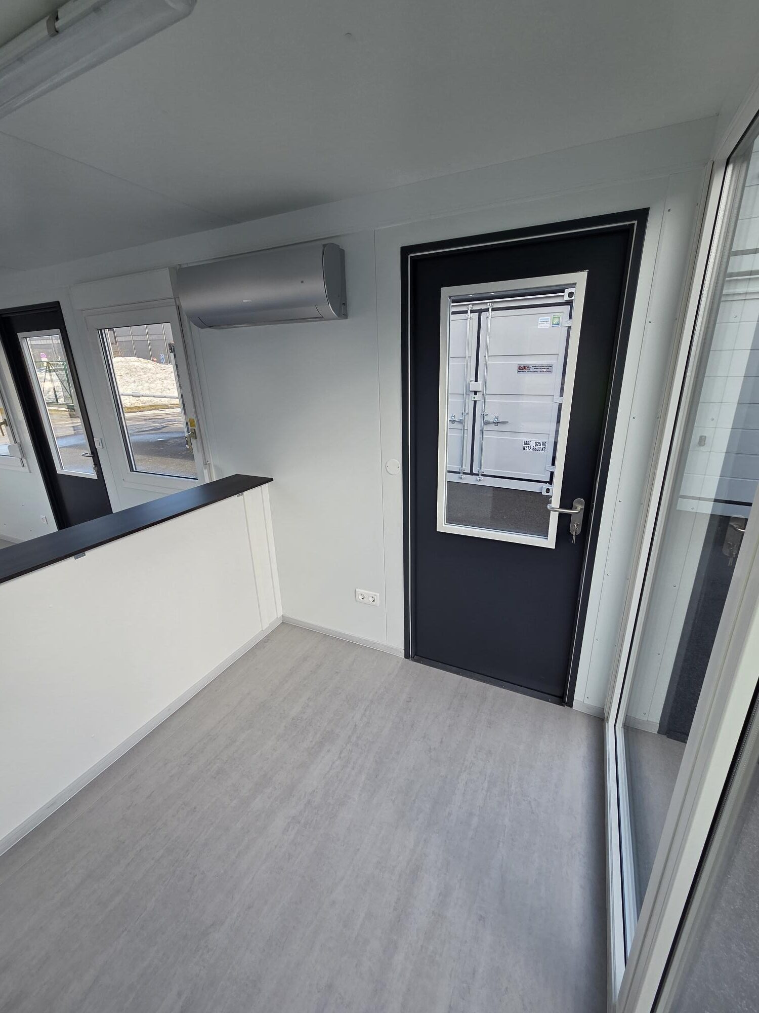 Containex standard PU soojak 2,4x6m, kontor - pääsla, tellitav