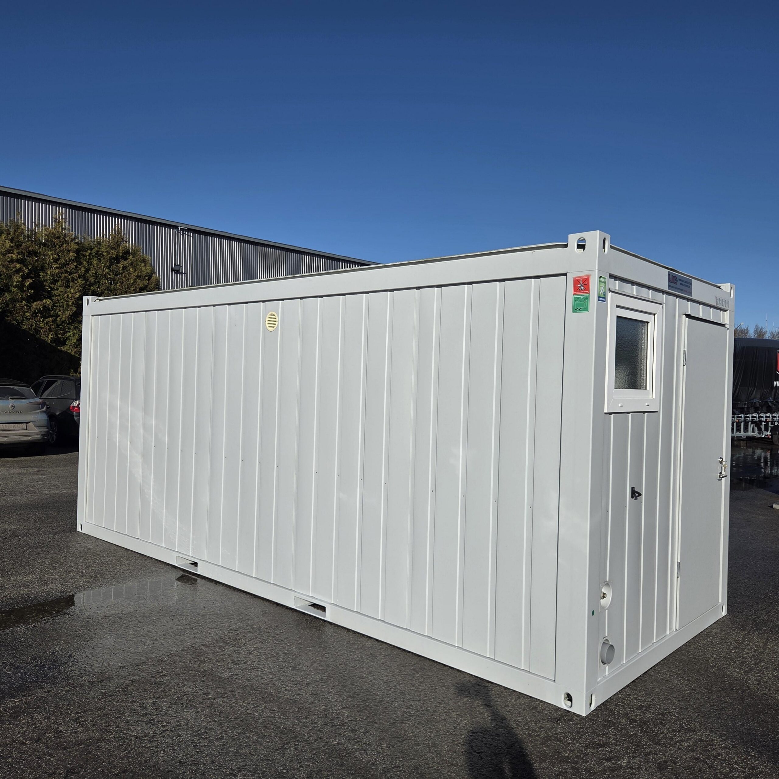 Containex standard soojak 2,4x6m, MINIKÖÖK ja WC - laos!